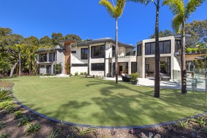 Noosa mansion